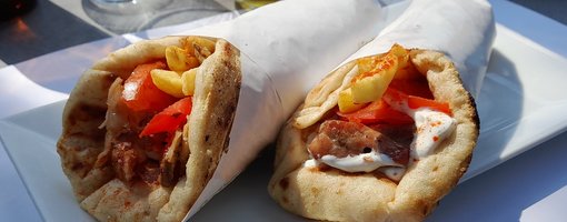 5 Top Places for Wrapped Souvlaki in Athens