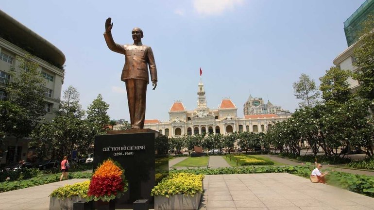 Ho Chi Minh Statue and City Hall