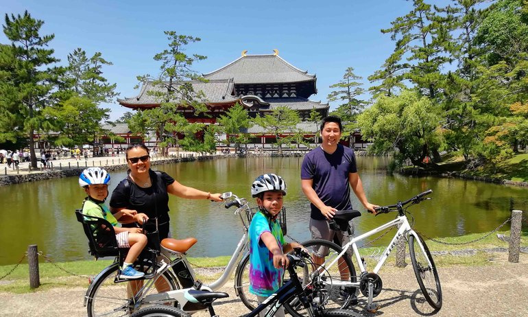 Kids can ride too with their own bikes or not, always together !