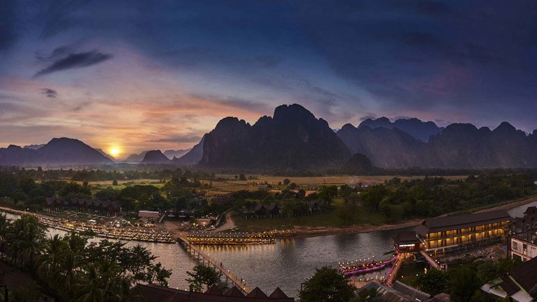 Namson river and mountains in Vang Vieng