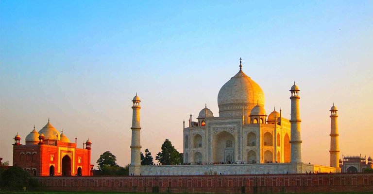 Taj Mahal Agra by Car from Delhi