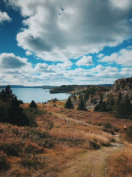 Mad Rocks hiking trail