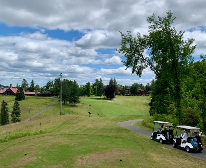 The Classic Course, view of main lodge