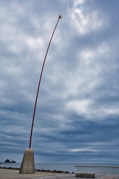 The Len Lye Wind Wand, swaying in the breezes off the sea.
