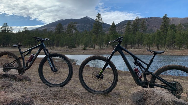 Biking with views of the San Francisco Peaks