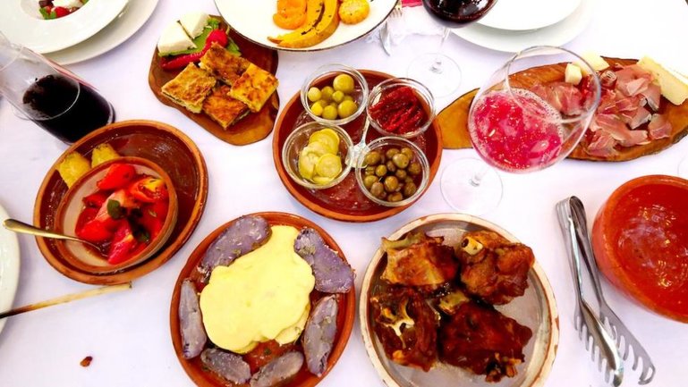Traditional Albanian food 