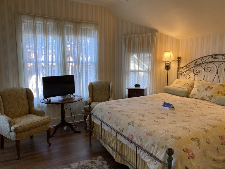 The Gosby House Inn, The Harper Margaret Guestroom