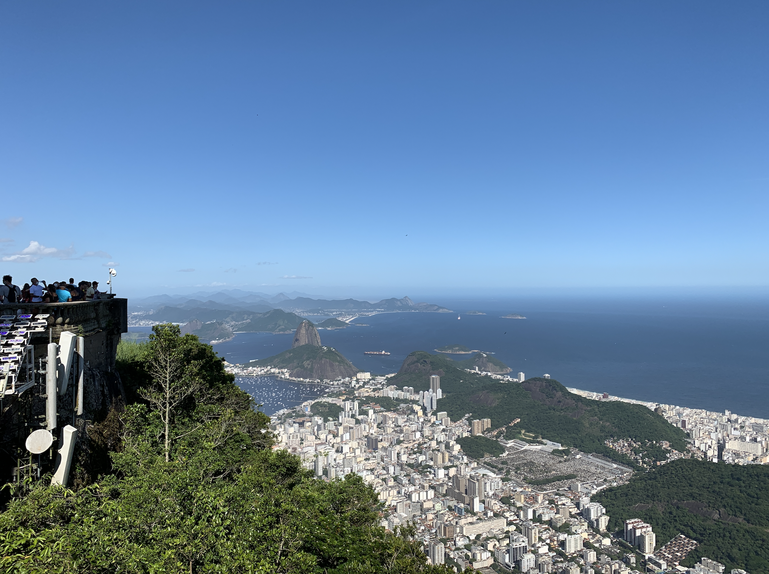 People viewing Sugar Loaf Mountain in the distance