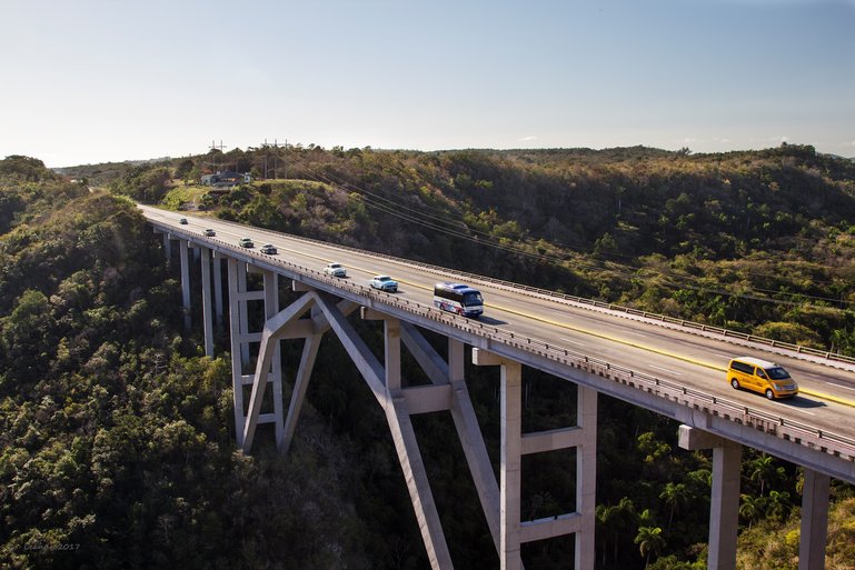 Bacunayagua Bridge