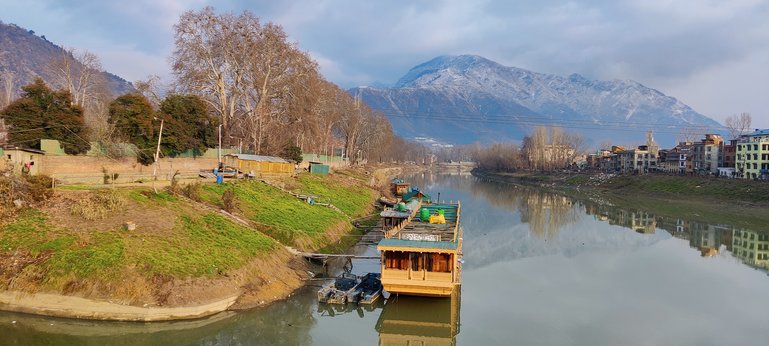 On the Bank Of River Jhelum...