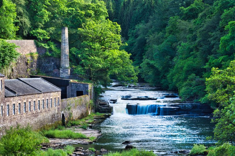 Dundaff Linn is the first falls you see before leaving the village