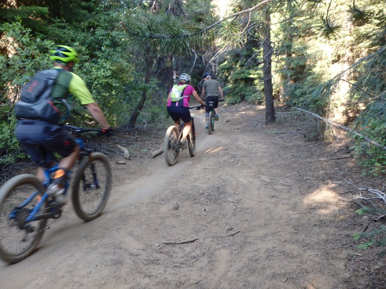 Mountain biking Wynoga Trail in Bend, Oregon