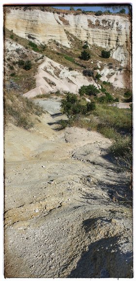 Steep access, nothing that the right hiking shoes couldn't handle 