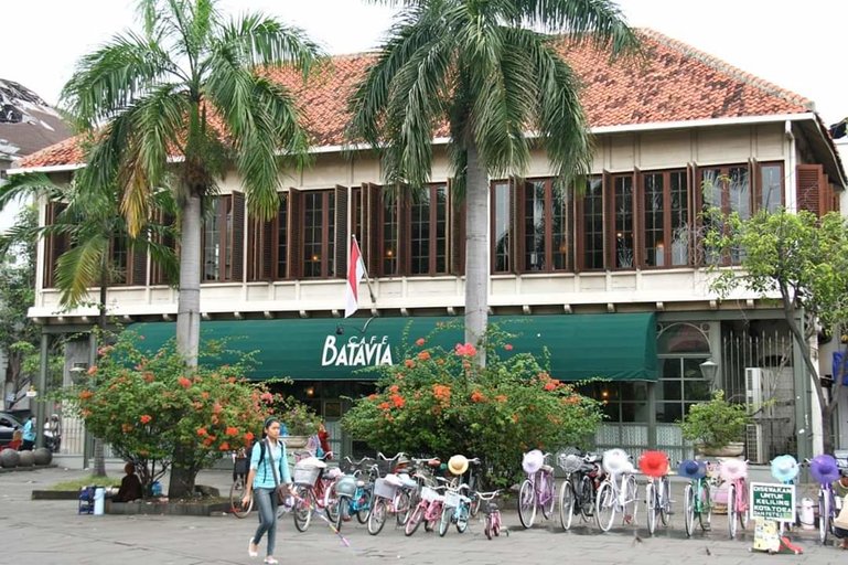 Batavia Cafe