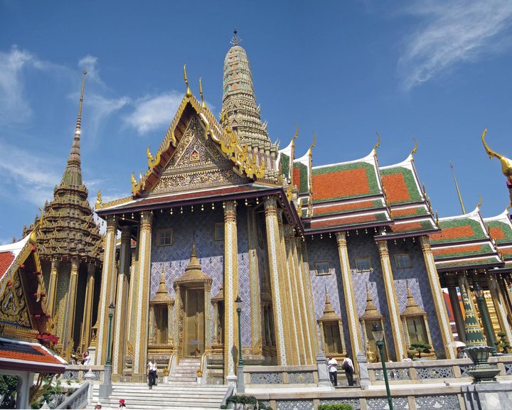 Wat Phra Kaew, Buddhist temple located within the precincts of the Grand Palace