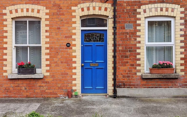 Blue door in the South Lotts neighborhood of Dublin