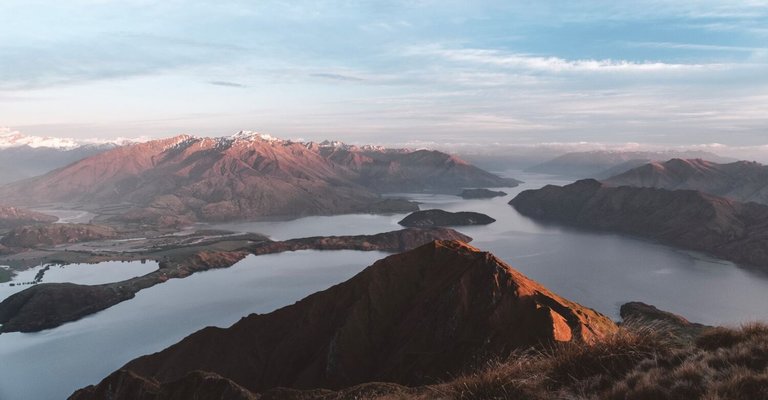 Views over Lake Wanaka, Lake Hawea and Mt. Aspiring National Park 