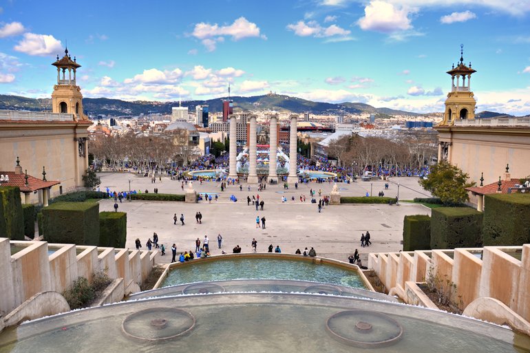 Espanya Square from the top of the stairway