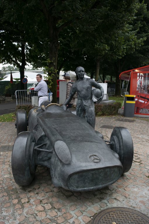 Lets Go Racing - Italian F1 Grand Prix: Fast Cars & Aperol Spritz