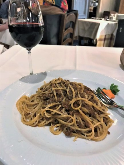 One last dinner in Florence before the day ends..
