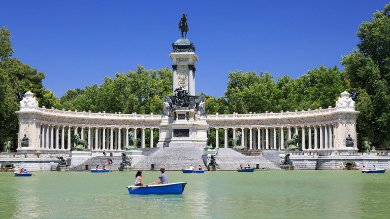 El Retiro Park