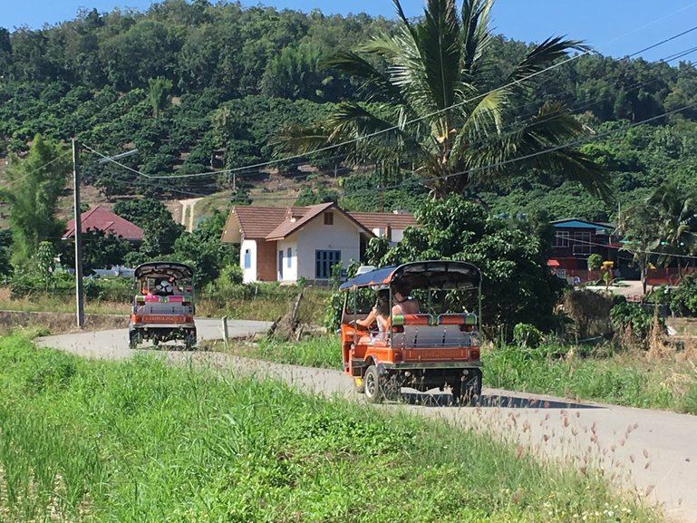 Tuk Tuk Convoy