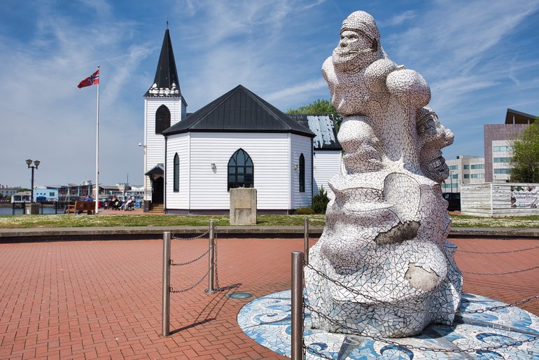 Scott Antarctic Commemoration and Norwegian Church on the Cardiff Bay waterfront