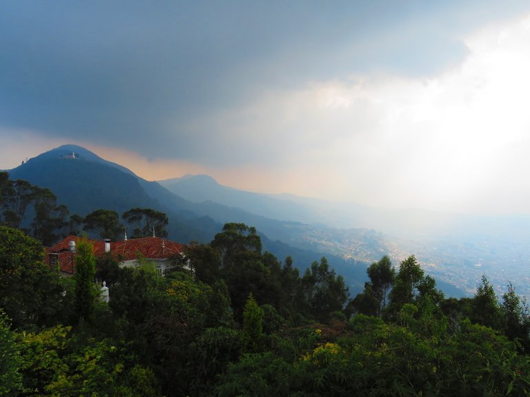 Hazy view from Cerro Monserrate 