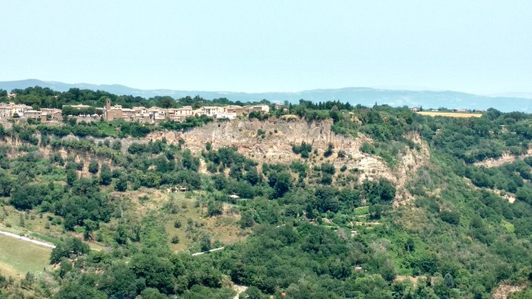 Looking towards the comune of Lubriano from Civita di Bagnoregio