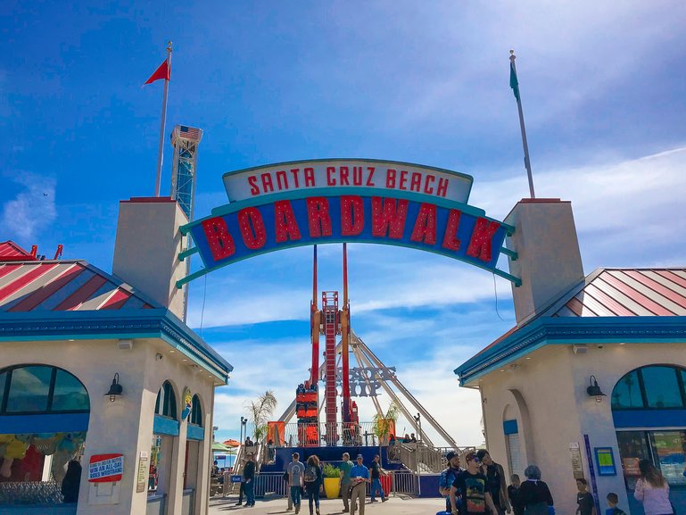 Santa Cruz Beach Boardwalk entrance