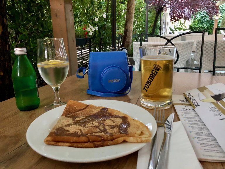 Crepe with cream, sparkling water, beer