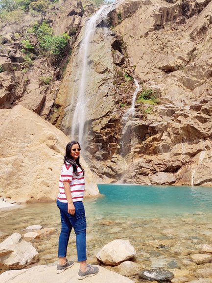 Enjoying the mesmirising falls....