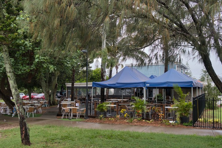 You can enjoy breakfast or lunch at this beachside cafe