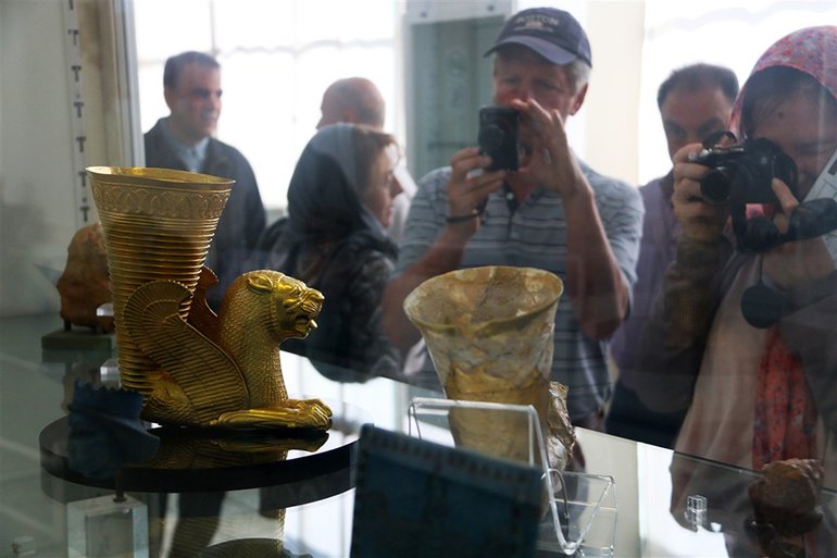 Travelers visiting National Museum of Iran