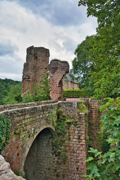 The remains of old Rosslyn Castle and the stone bridge to it