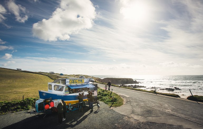 Cafe Môr at Freshwater West