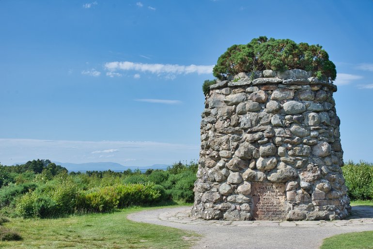 The Memorial Cairn to the over 1500 Jacobites that lost their lives here