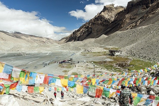 Trekking to the Everest Base Camp