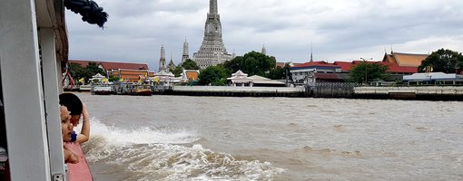 Visiting Bangkok’s Famous Temple Wat Arun