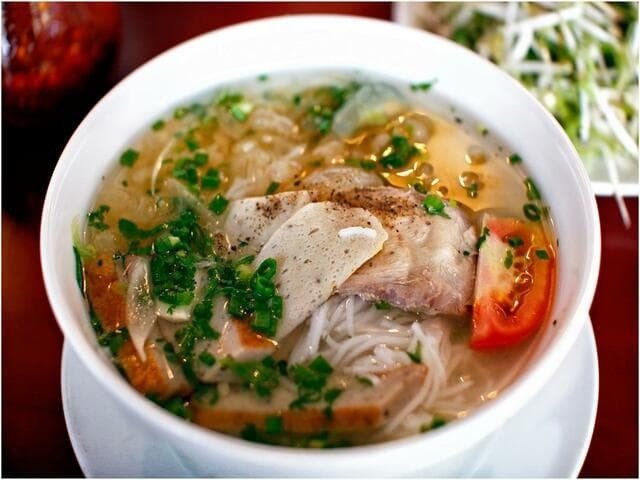 Fish Noodles Soup (Bun Ca)