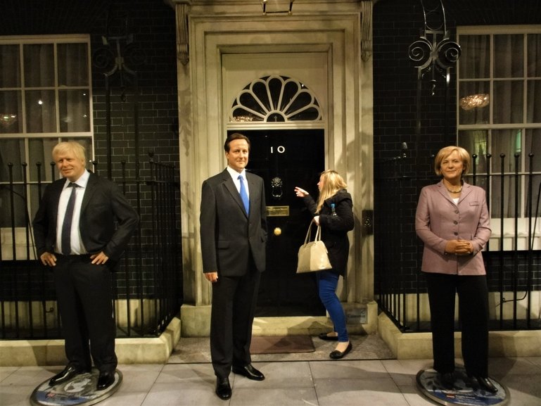 Madame Tussauds in London - come on, let me in!