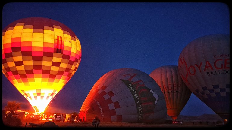 Preparing the balloons