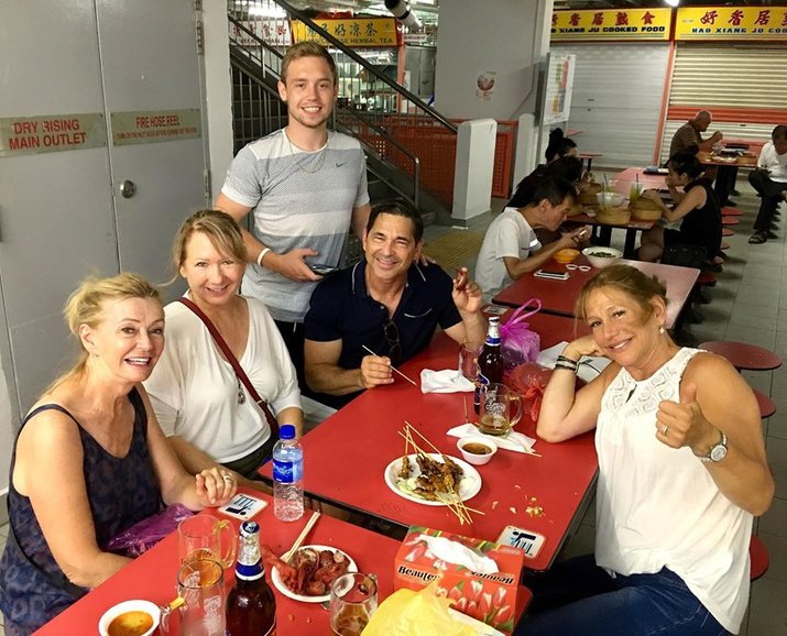 Singapore Hawker Centre Street Food Sampling Guests at Chinatown