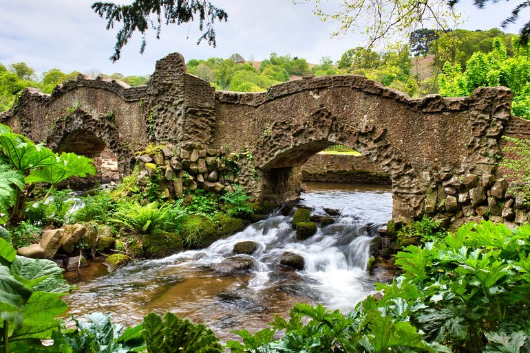 The bridge separating the gardens and the field that can be used for picnics