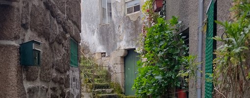 Santar, Portugal: Authentic Village Charm