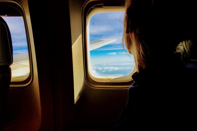 How to Relax and Rejuvenate on a Flight