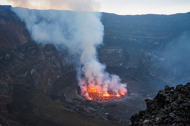 Active Volcano-Nyoragongo, Picture by Nina R. (CC BY 2.0) 