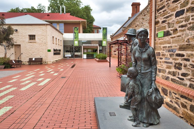 The entrance to the museum down an alleyway