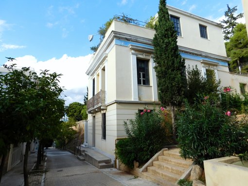 Mets: Discover Athens Most Charming Neighbourhood