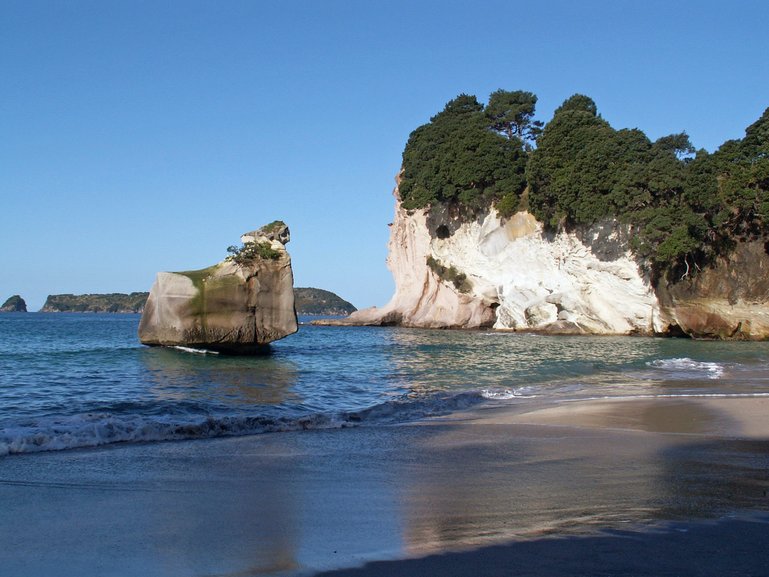 Down to the beach at Cathedral Cove.